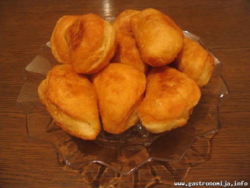 Punjene piroške Punjene piroške
