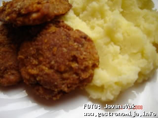 Pohovane snicle od soje - posno Pohovane snicle od soje - posno