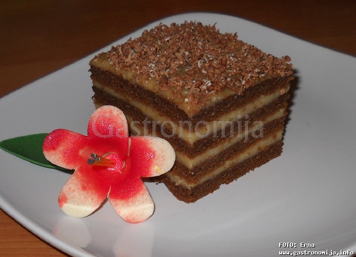 SOČNE KARAMEL KOCKE