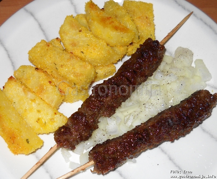ĆEVAPI NA RAŽNJIĆU ĆEVAPI NA RAŽNJIĆU